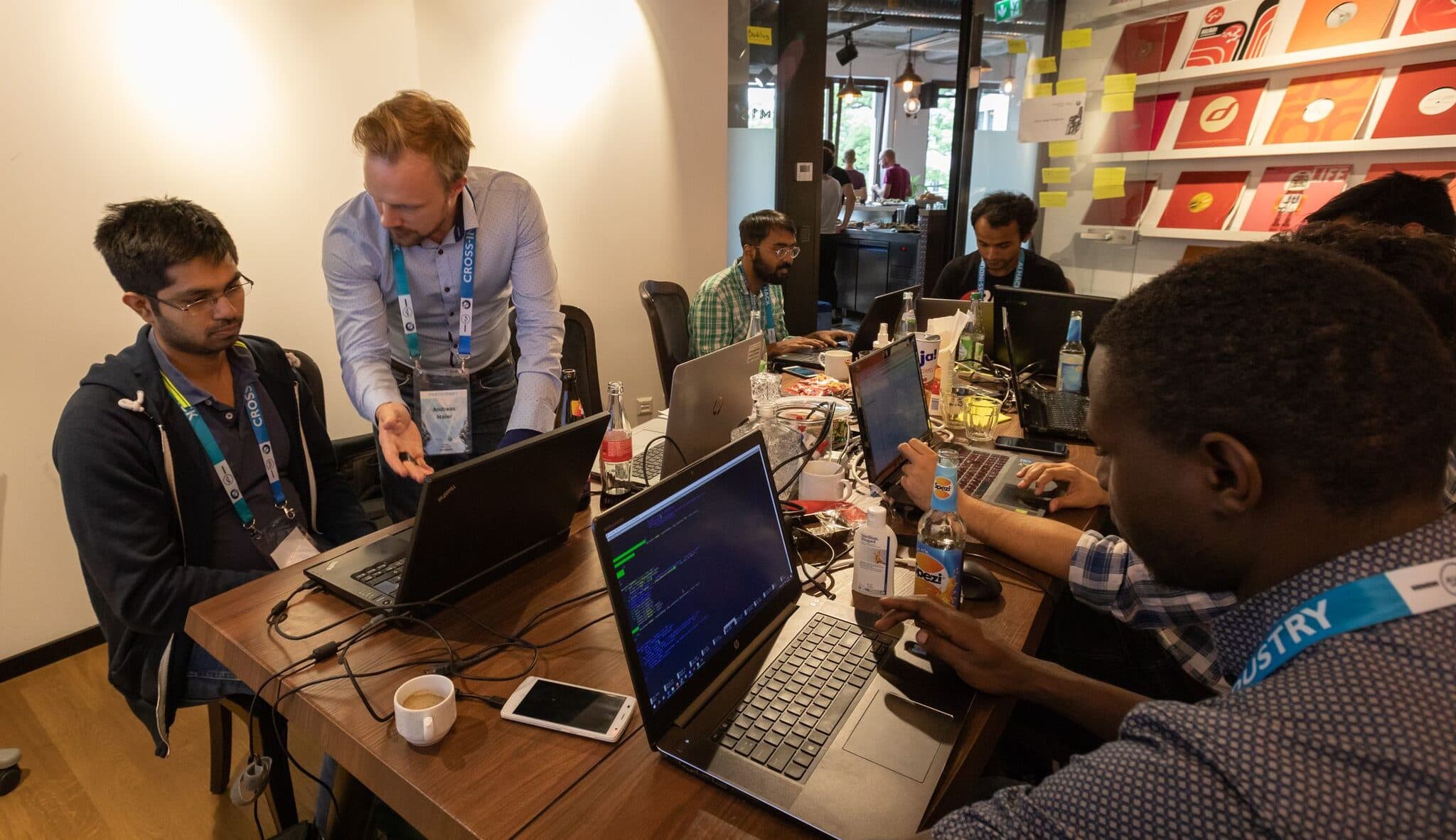 AI-Hackathon: BMW und Siemens wollen Ökosystem stärken