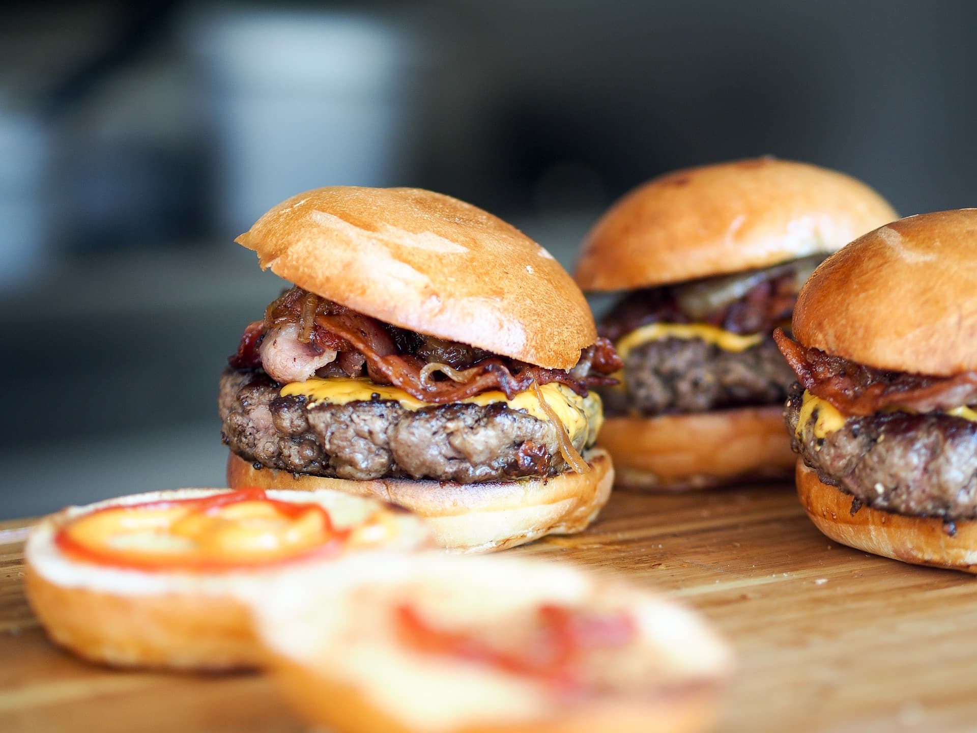 Gustoso übernimmt Mehrheit an Ruff’s Burger