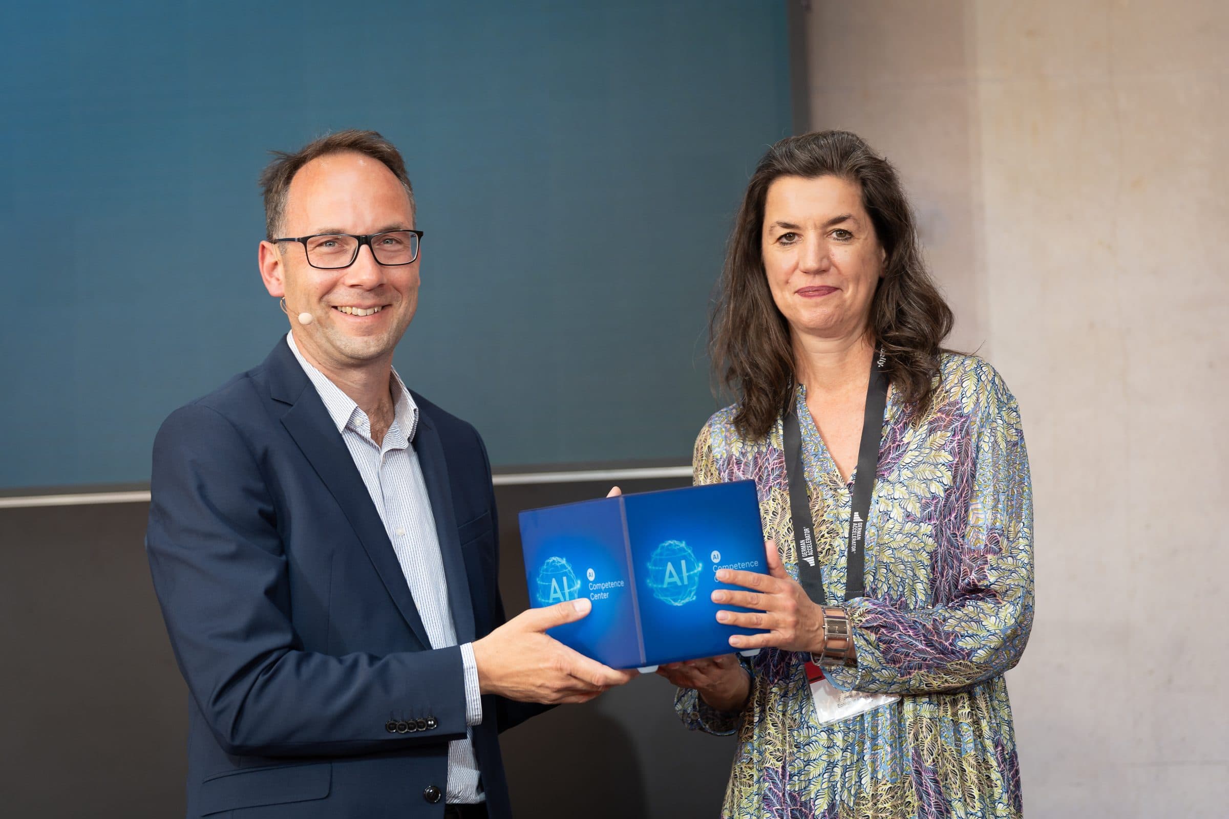 KI-Kompetenzzentrum des German Accelerators eröffnet