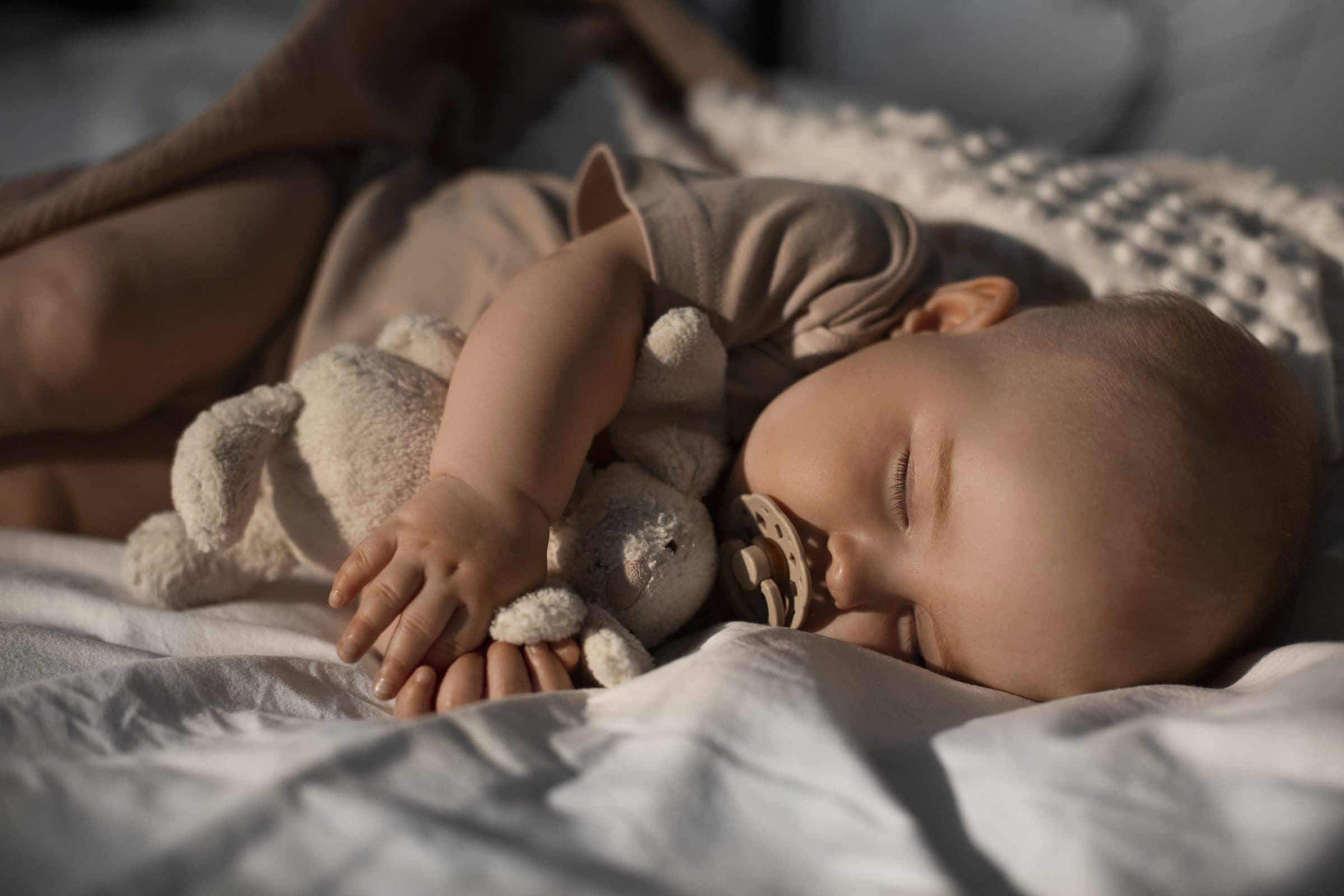 Leevi Health bekommt 2,2 Millionen Euro für smartes Baby-Armband