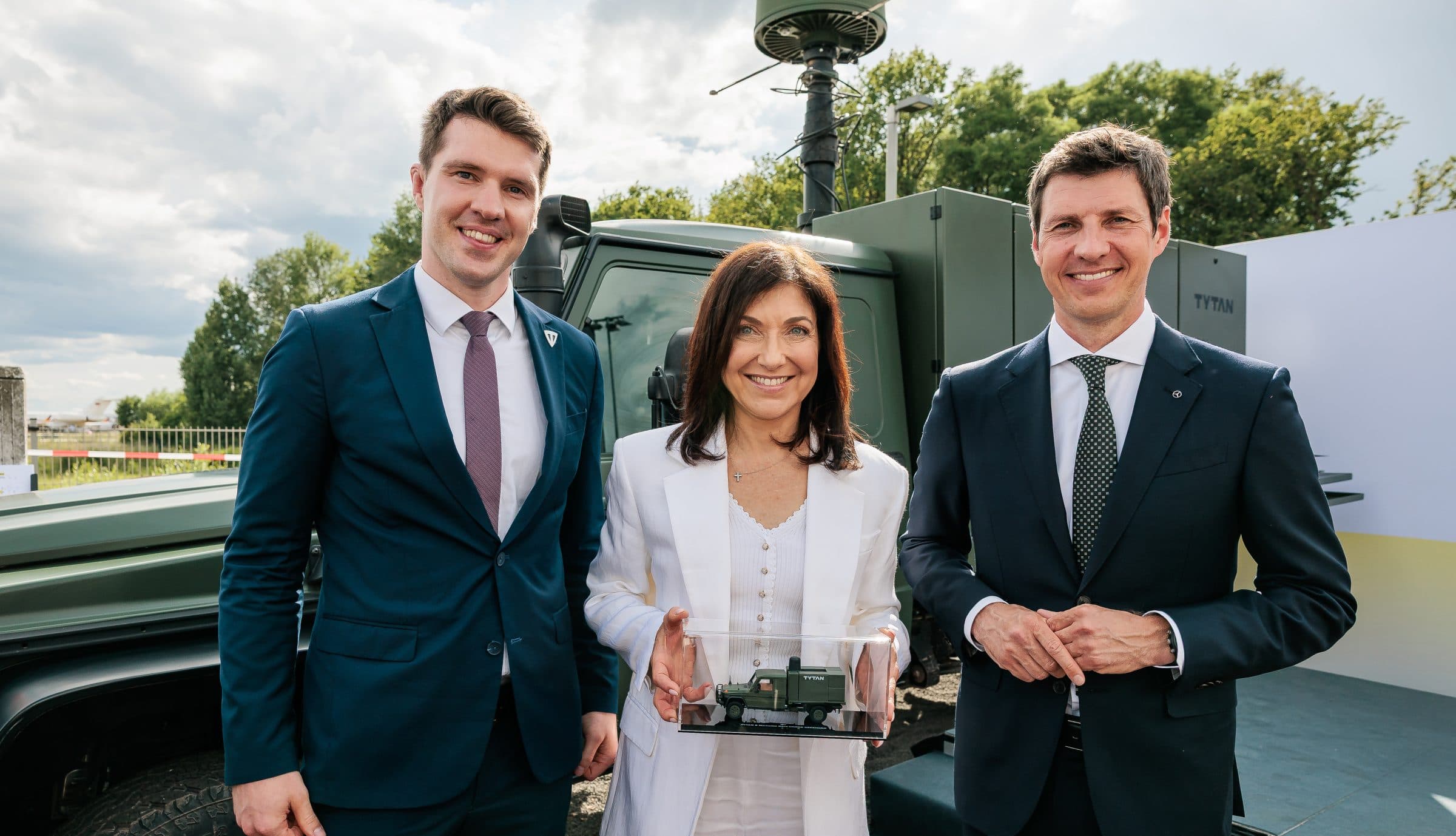 New cooperation between Mercedes-Benz and Tytan