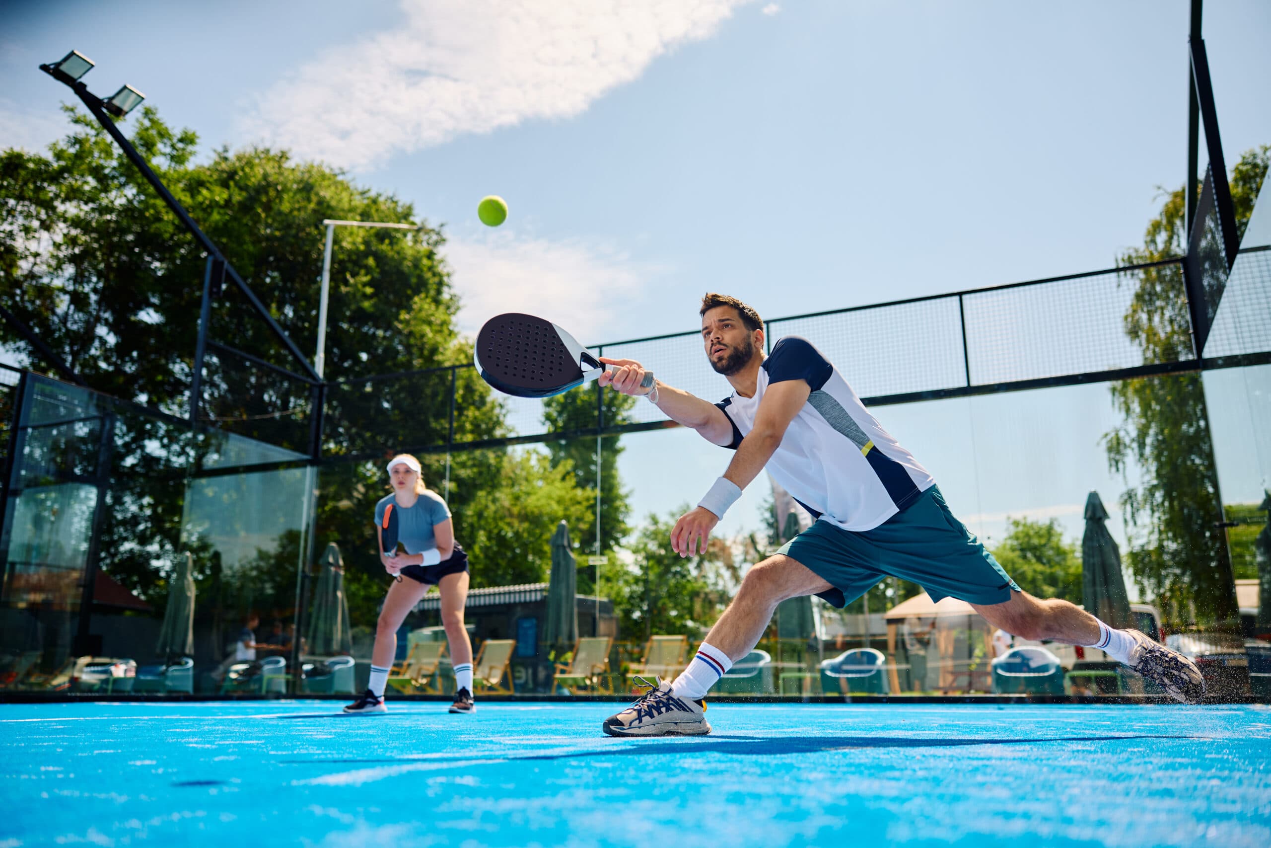 Hansi Flicks Startup holt Millionen-Investment – Padelcity greift nach Europas Spitze