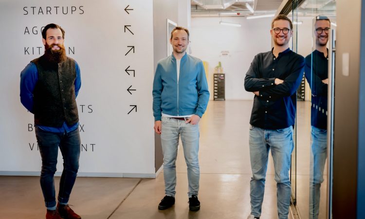 Dominik Pietrowski, Andreas Kleofas und Dimitri Dumonet, die Gründer von Emax Digital (v.l.)
